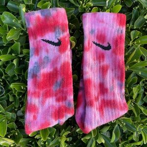 Nike tie dye crew socks